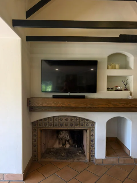 TV mounting, project photograph 7