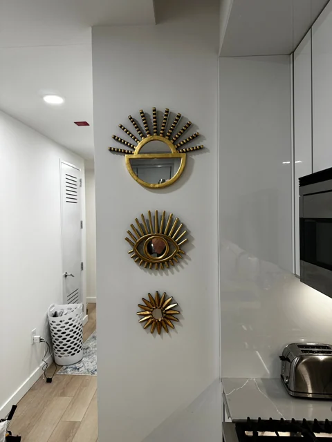 Mirror installation, project photograph 4
