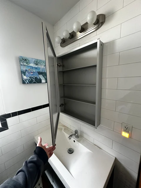 Mirror installation, project photograph 11